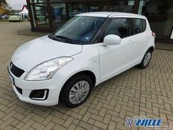 Weiß Gebraucht 2016 Suzuki Swift Club Kleinwagen | 9.930 € (Fairer Preis)