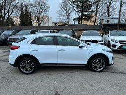 Weiß Gebraucht 2021 Kia XCeed Vision SUV | 17.900 € (Fairer Preis)