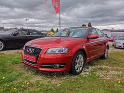 Rot Gebraucht 2012 Audi A3 Sportback Attraction Limousine | 10.399 € (Etwas zu teuer)