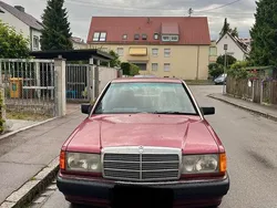 Rot Gebraucht 1990 Mercedes 190 Limousine | 6.500 €