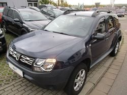 Blau Gebraucht 2016 Dacia Duster Ice SUV | 8.990 € (Fairer Preis)