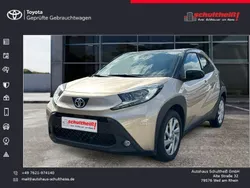 Beige Gebraucht 2022 Toyota Aygo Pulse Kleinwagen | 17.390 € (Etwas zu teuer)