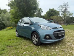 Blau Gebraucht 2017 Hyundai i10 Kleinwagen | 6.000 € (Guter Preis)