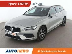 Silber Gebraucht 2023 Volvo V60 Core Kombi | 33.120 € (Guter Preis)