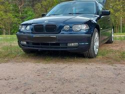 Blau Gebraucht 2004 BMW 318 Compact Kleinwagen | 3.200 €