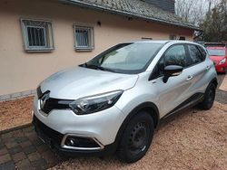 Grau Gebraucht 2016 Renault Captur LIMITED SUV | 5.500 € (Guter Preis)