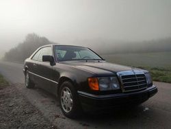 Schwarz Gebraucht 1991 Mercedes 230 Coupé | 8.900 €