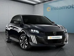 Schwarz Neu 2025 Peugeot e-208 Kleinwagen | 43.949 €