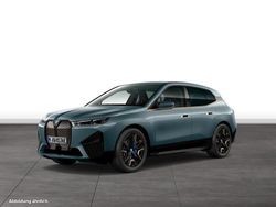 Blau Gebraucht 2024 BMW iX SUV | 64.944 €