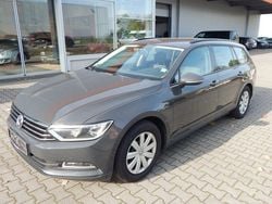 Grau Gebraucht 2015 VW Passat Trendline Kombi | 9.900 € (Guter Preis)
