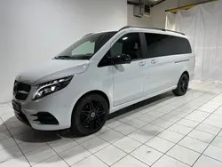 Weiß Gebraucht 2023 Mercedes V300 AMG Van / Kleinbus | 89.000 €