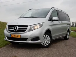 Silber Gebraucht 2017 Mercedes V200 Van / Kleinbus | 19.995 €