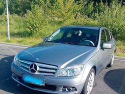Grau Gebraucht 2010 Mercedes C180 Limousine | 8.000 € (Fairer Preis)