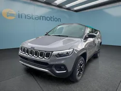 Grau Gebraucht 2023 Jeep Compass SUV | 33.749 € (Etwas zu teuer)