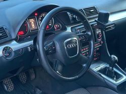 Grau Gebraucht 2007 Audi A4 Kombi | 2.200 € (Fairer Preis)