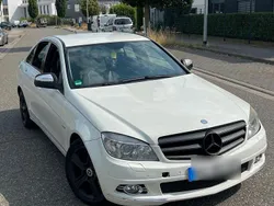 Weiß Gebraucht 2007 Mercedes C320 Limousine | 4.599 € (Fairer Preis)