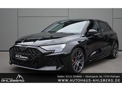 Neu 2025 Audi RS3 Design Limousine | 78.900 €