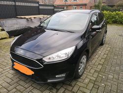 Schwarz Gebraucht 2015 Ford Focus Kombi | 5.500 €