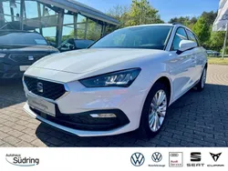Weiß Gebraucht 2024 Seat Leon Style Limousine | 22.989 € (Fairer Preis)
