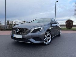 Grau Gebraucht 2013 Mercedes A180 Urban Limousine | 12.700 €