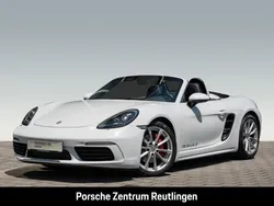 Weiß Gebraucht 2017 Porsche 718 Boxster Cabrio | 68.650 € (Etwas zu teuer)