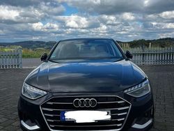 Schwarz Gebraucht 2022 Audi A4 Limousine | 27.000 € (Etwas zu teuer)