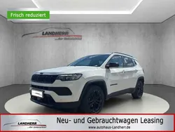 Alpin weiss Gebraucht 2023 Jeep Compass Night Eagle SUV | 19.215 € (Superpreis)