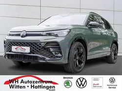 Cipressinogrün metallic Gebraucht 2024 VW Tiguan Style SUV | 43.913 €