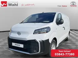 Icy white Gebraucht 2024 Toyota Proace Van | 28.990 € (Fairer Preis)