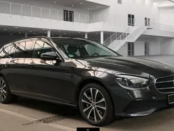 Grau Gebraucht 2020 Mercedes E300 Night Kombi | 23.880 € (Etwas zu teuer)