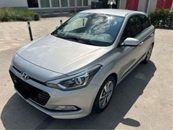 Silber Gebraucht 2017 Hyundai i20 Active Limousine | 9.250 € (Guter Preis)
