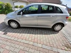 Silber Gebraucht 2011 Mercedes B160 Van / Kleinbus | 6.490 € (Fairer Preis)