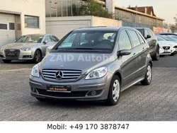 Grau Gebraucht 2005 Mercedes B200 Van / Kleinbus | 6.999 € (Fairer Preis)