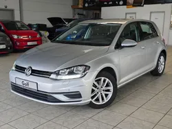 Silber Gebraucht 2018 VW Golf VII Comfortline Limousine | 10.300 € (Fairer Preis)