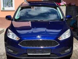 Blau Gebraucht 2015 Ford Focus Business Edition Kombi | 5.500 € (Teuer)