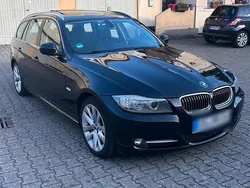 Schwarz Gebraucht 2012 BMW 318 Kombi | 4.800 € (Guter Preis)