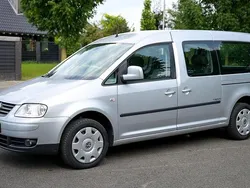 Silber Gebraucht 2010 VW Caddy Maxi Life Team Van / Kleinbus | 7.950 €