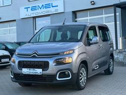 Grau Gebraucht 2020 Citroën Berlingo Live Van / Kleinbus | 13.999 € (Fairer Preis)