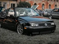 Schwarz Gebraucht 1998 VW Golf Cabriolet Cabrio | 4.500 € (Teuer)