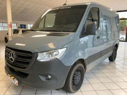 Blau Gebraucht 2023 Mercedes Sprinter Van | 31.950 € (Superpreis)