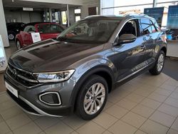 Indiumgrau Neu 2025 VW T-Roc Style SUV | 34.391 € (Guter Preis)