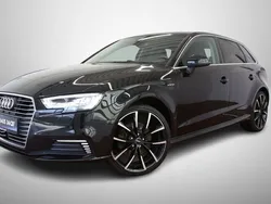 Mythosschwarz Gebraucht 2017 Audi A3 e-tron Comfort Kleinwagen | 17.990 € (Teuer)