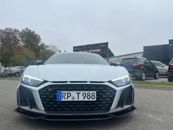 Weiß Gebraucht 2019 Audi R8 Coupé Ambiente Coupé | 158.000 €