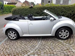 Reflexsilber metallic Gebraucht 2008 VW Beetle United Cabrio | 5.490 € (Fairer Preis)