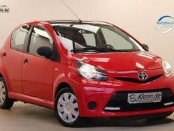 Rot Gebraucht 2014 Toyota Aygo Cool Kleinwagen | 5.249 € (Guter Preis)