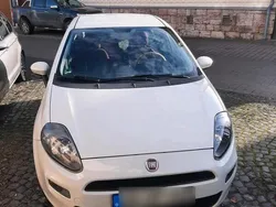 Weiß Gebraucht 2012 Fiat Punto Kleinwagen | 4.200 € (Fairer Preis)