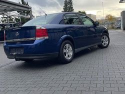 Blau Gebraucht 2004 Opel Vectra Elegance Limousine | 2.200 € (Fairer Preis)
