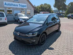 Schwarz Gebraucht 2015 VW Golf Sportsvan Comfortline Van / Kleinbus | 9.990 € (Fairer Preis)