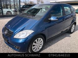 Blau Gebraucht 2010 Mercedes A160 Classic Limousine | 9.850 €