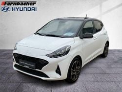Atlas white/ phantom black / sol Gebraucht 2024 Hyundai i10 Prime Kleinwagen | 18.980 € (Etwas zu teuer)